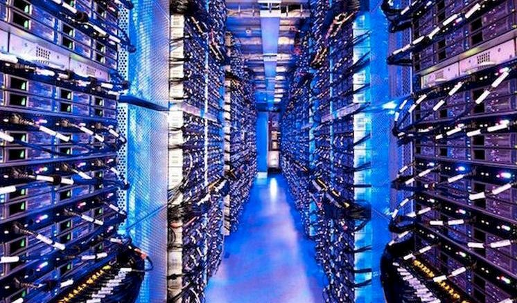 aws-datacenter-racks-746x438.jpg