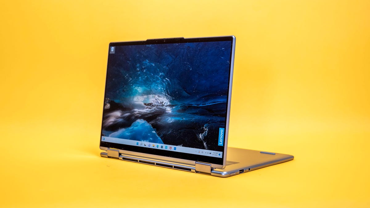 lenovo-yoga-7i-14-inch-01-promo.jpg lenovo-yoga-7i-14-inch-01-promo.jpg
